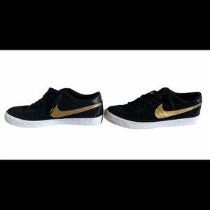 Nike SB Zoom Bruin Black & Gold Size 10.5